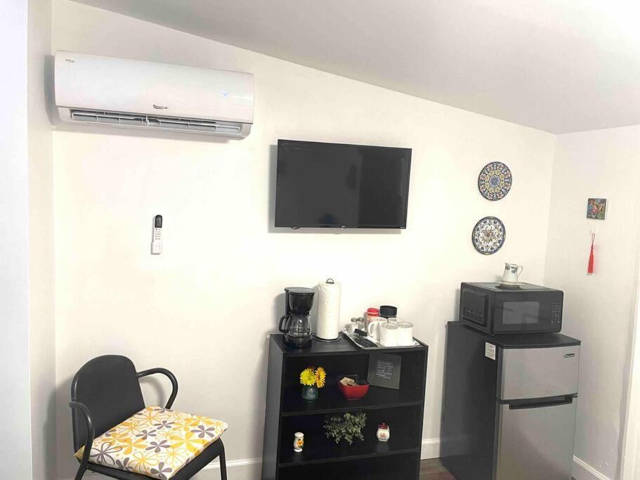 Independent Studio In Little Havana Майами Экстерьер фото