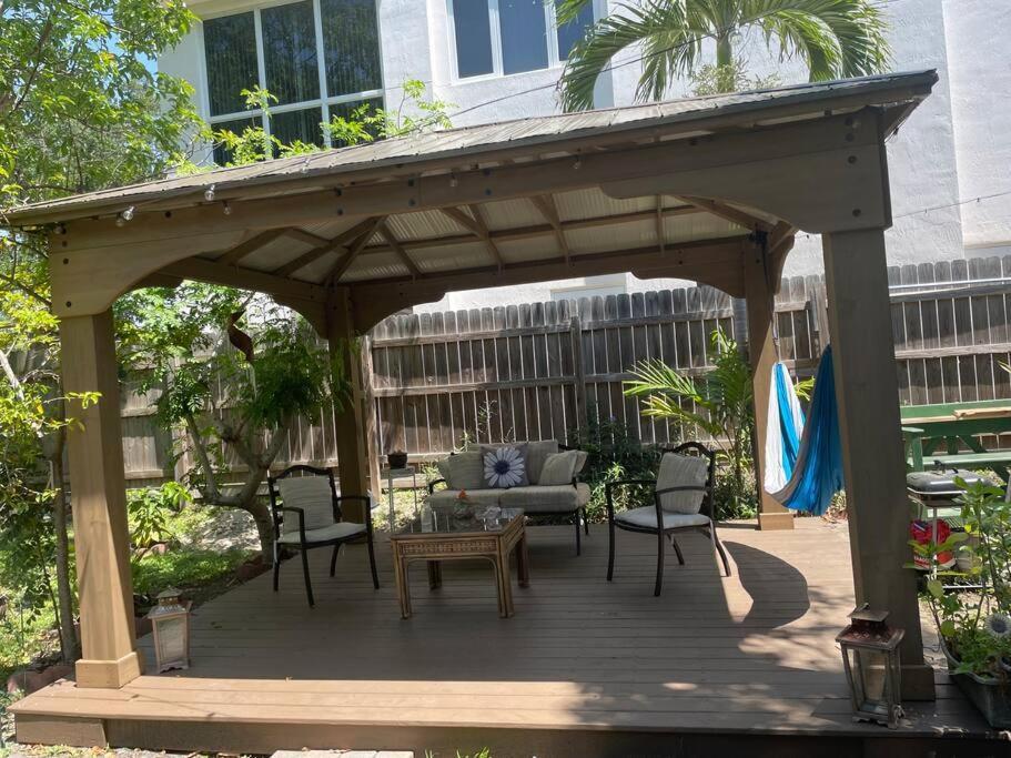 Independent Studio In Little Havana Майами Экстерьер фото